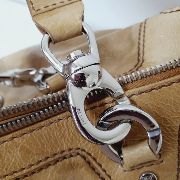 CELINE Wrinkled Patent Leather Handbag Shoulder Bag Beige Tan Tote Triomphe - Picture 10 of 16